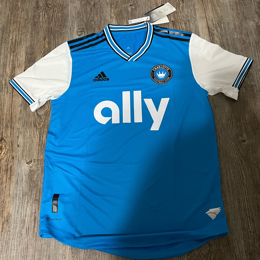 Adidas Charlotte FC Soccer Jersey, Mens size M,L,XL, (New) authentic Version